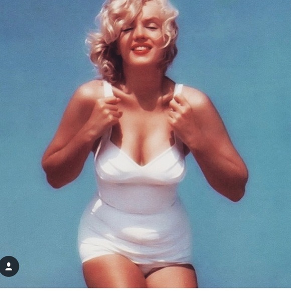 Meet your Posher, Sabrinna - Picture 1 of 1